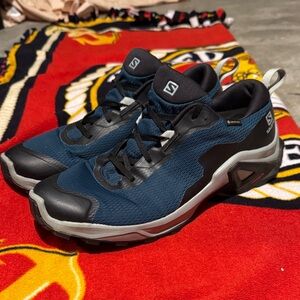 SALOMON Men’s Hiking Shoes